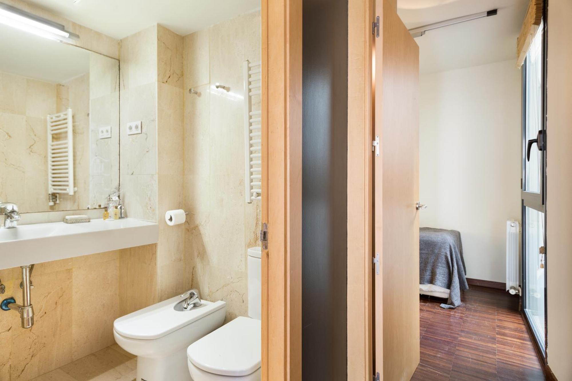 Apartament - Sarria Near Center *