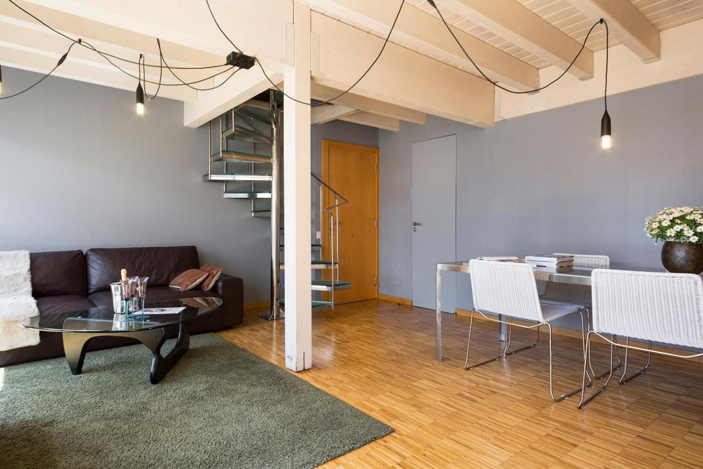 Apartament - Sarria Near Center